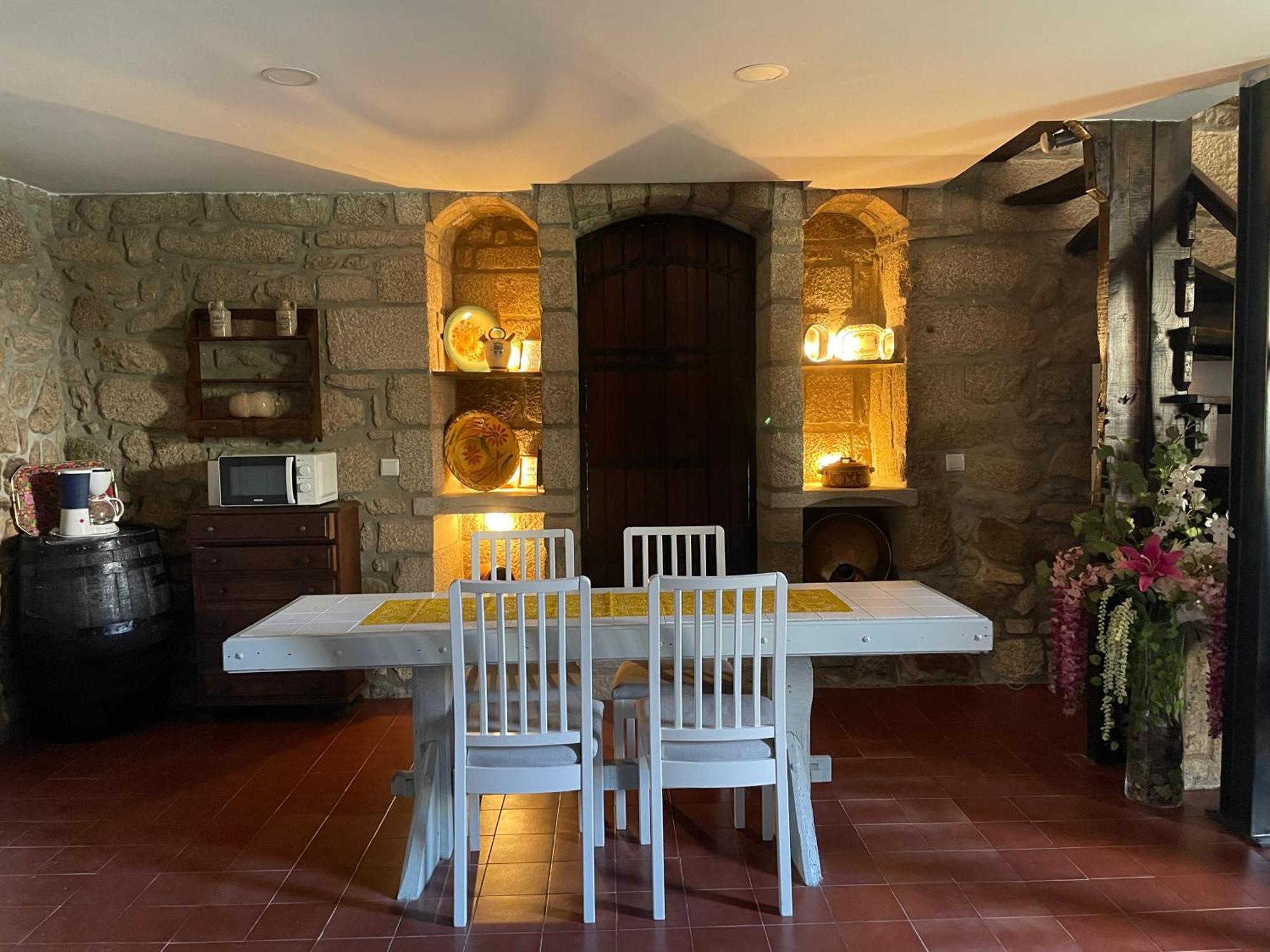 Bed and Breakfast Solar Sampaio E Melo Trancoso Exterior foto