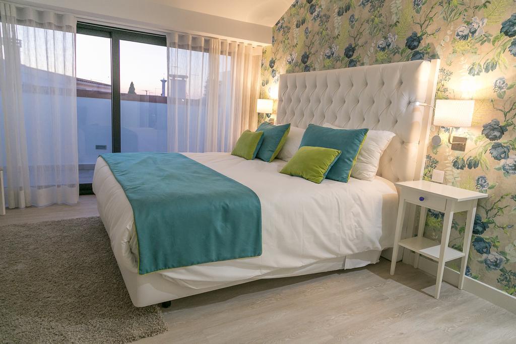 Bed and Breakfast Solar Sampaio E Melo Trancoso Exterior foto